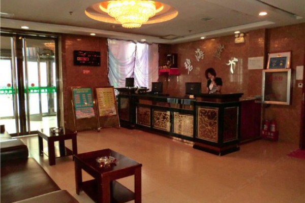 重庆街头，体验头部全身按摩，放松身心一整天！